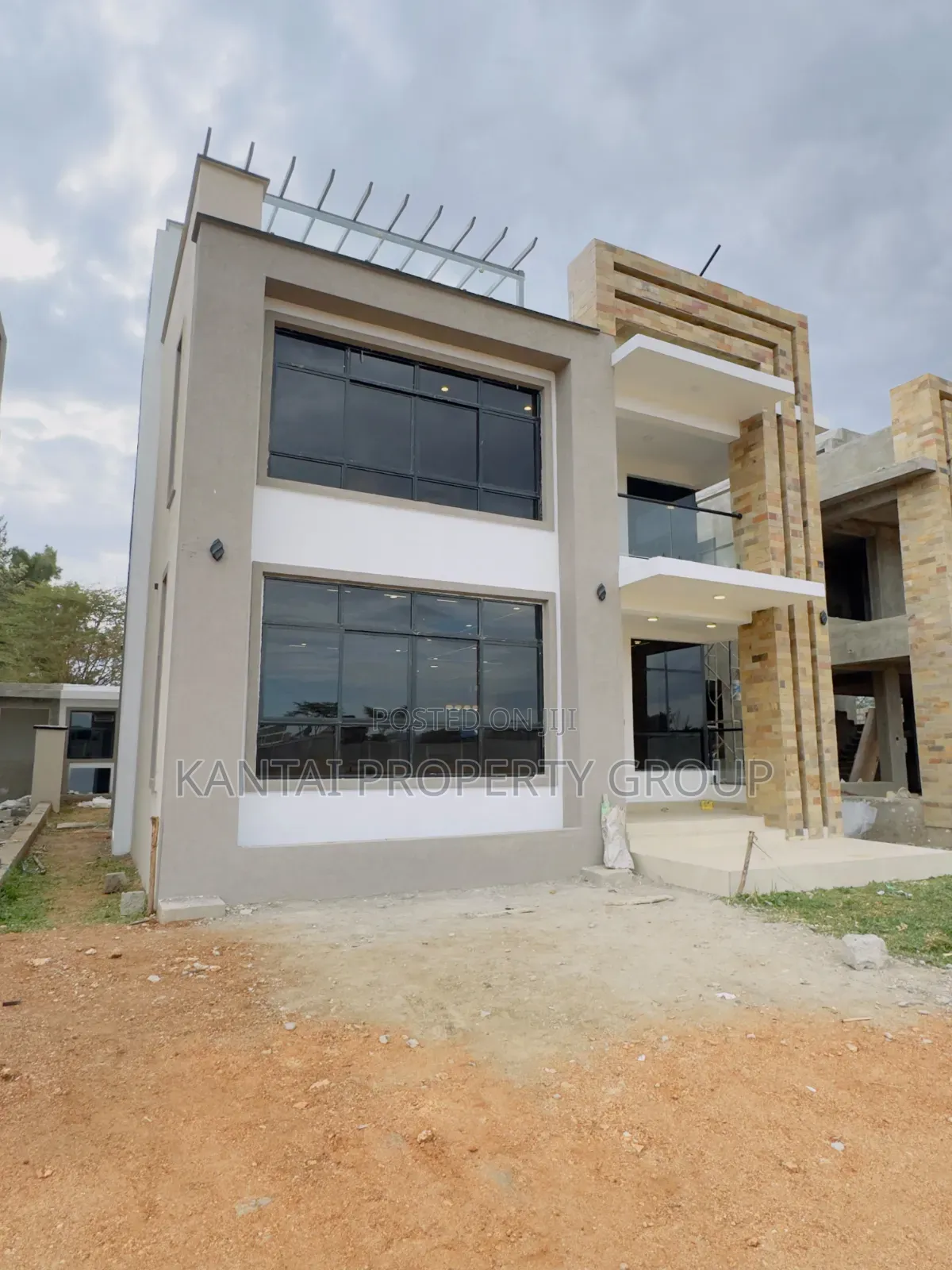 5bdrm Mansion in Milimani, Kitengela for sale