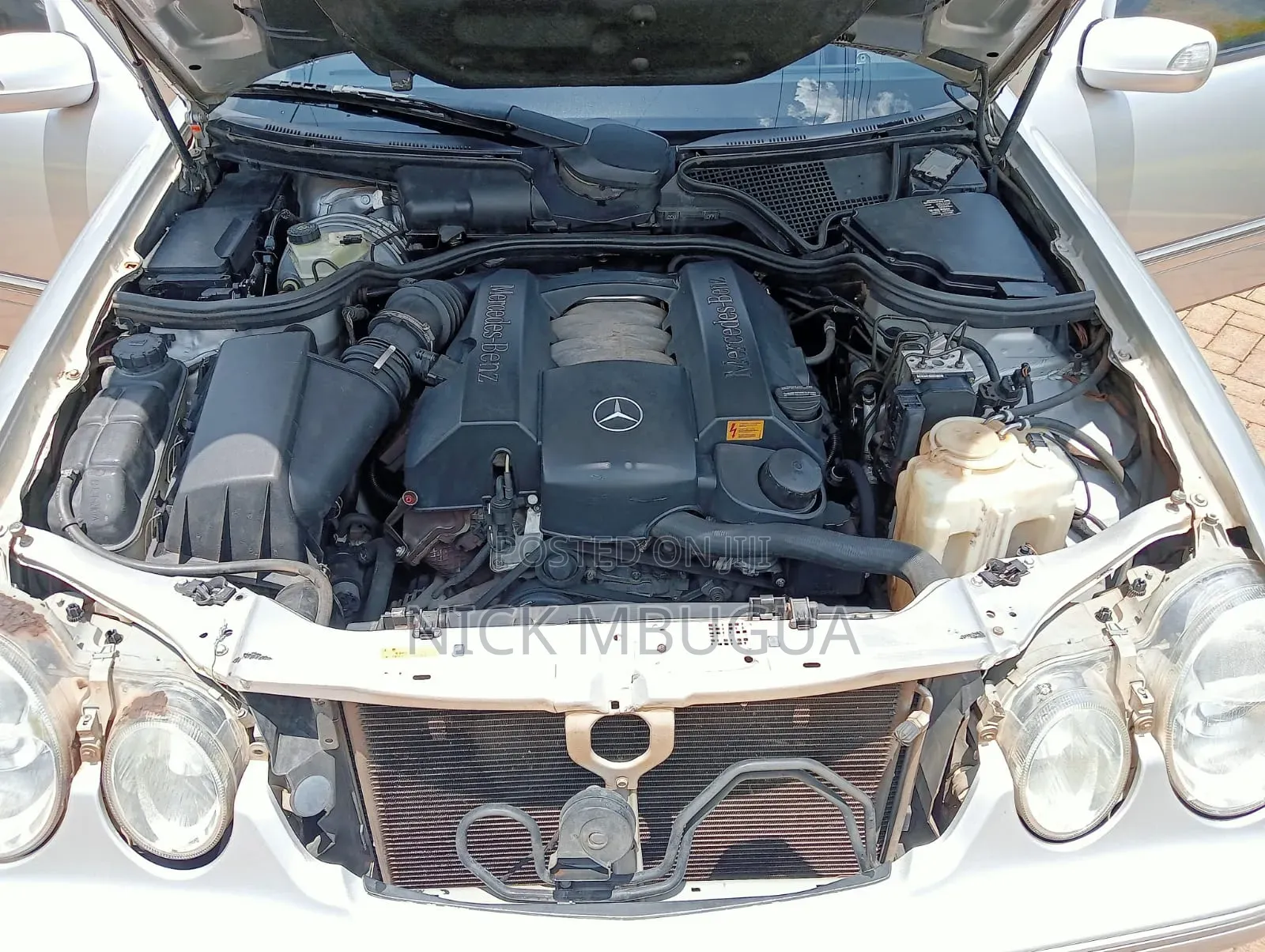 Mercedes-Benz 220E 1997 Silver