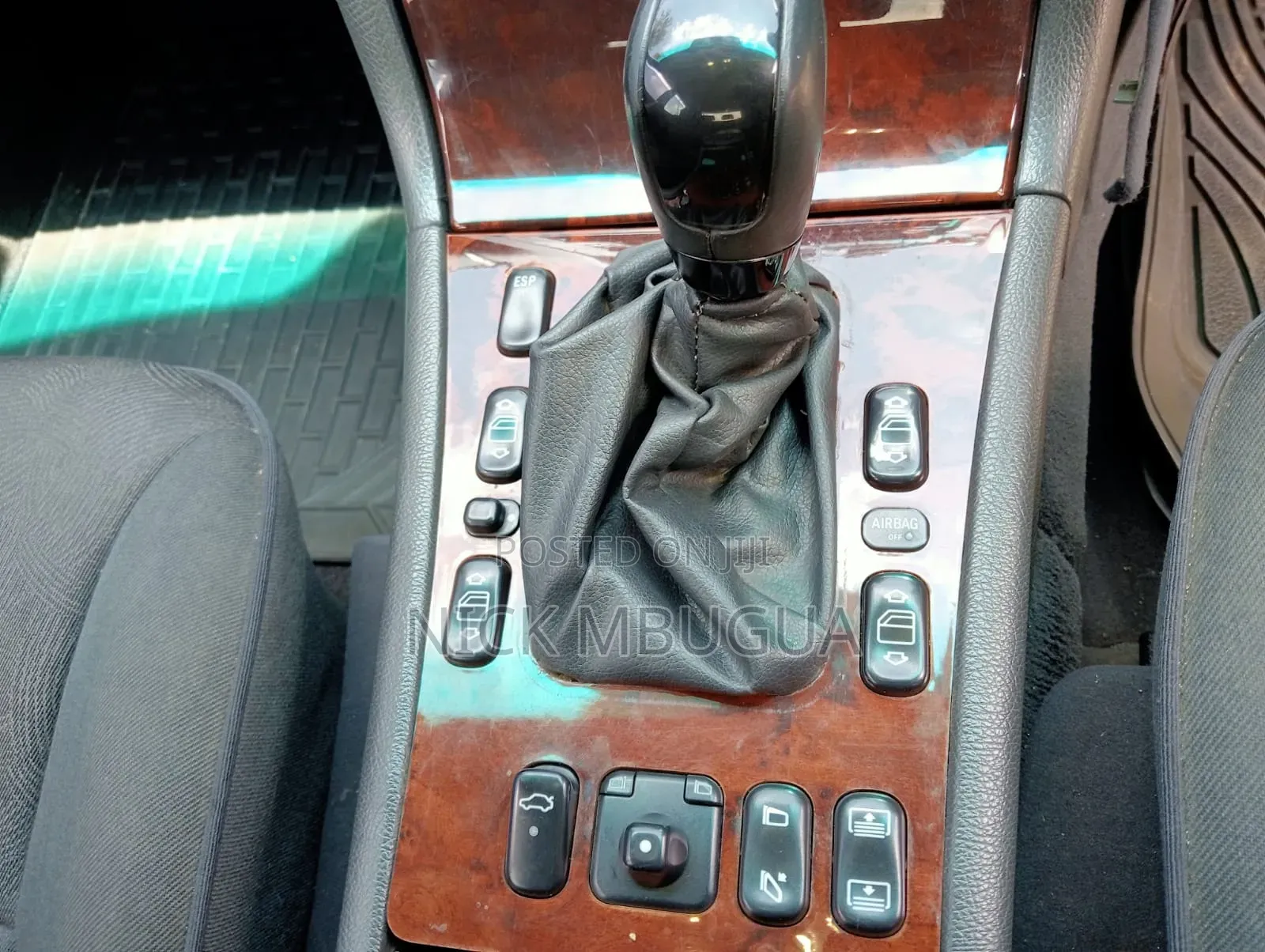 Mercedes-Benz 220E 1997 Silver