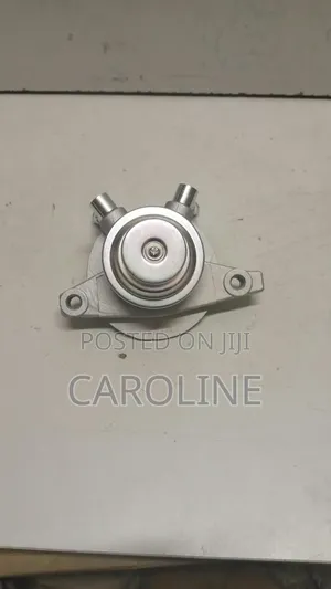 Feed Pump Land Cruiser 79 With Thick Pipes