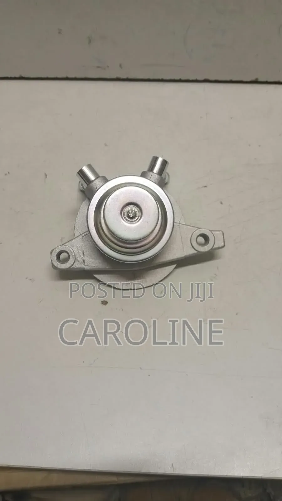 Feed Pump Land Cruiser 79 With Thick Pipes