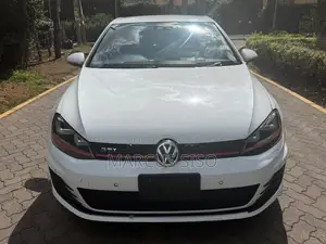 Volkswagen Golf 2014 White