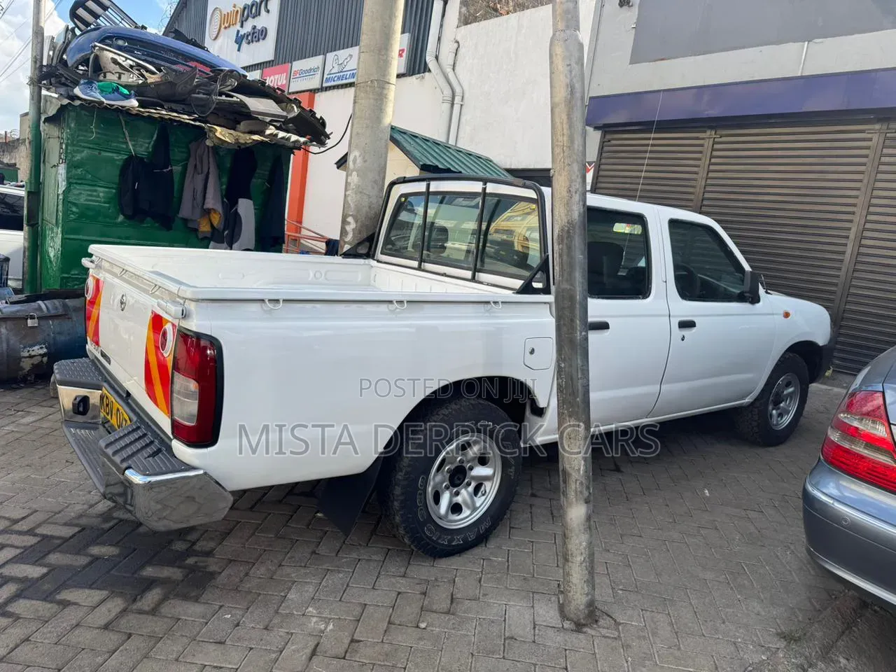 Nissan NP300 2013 White