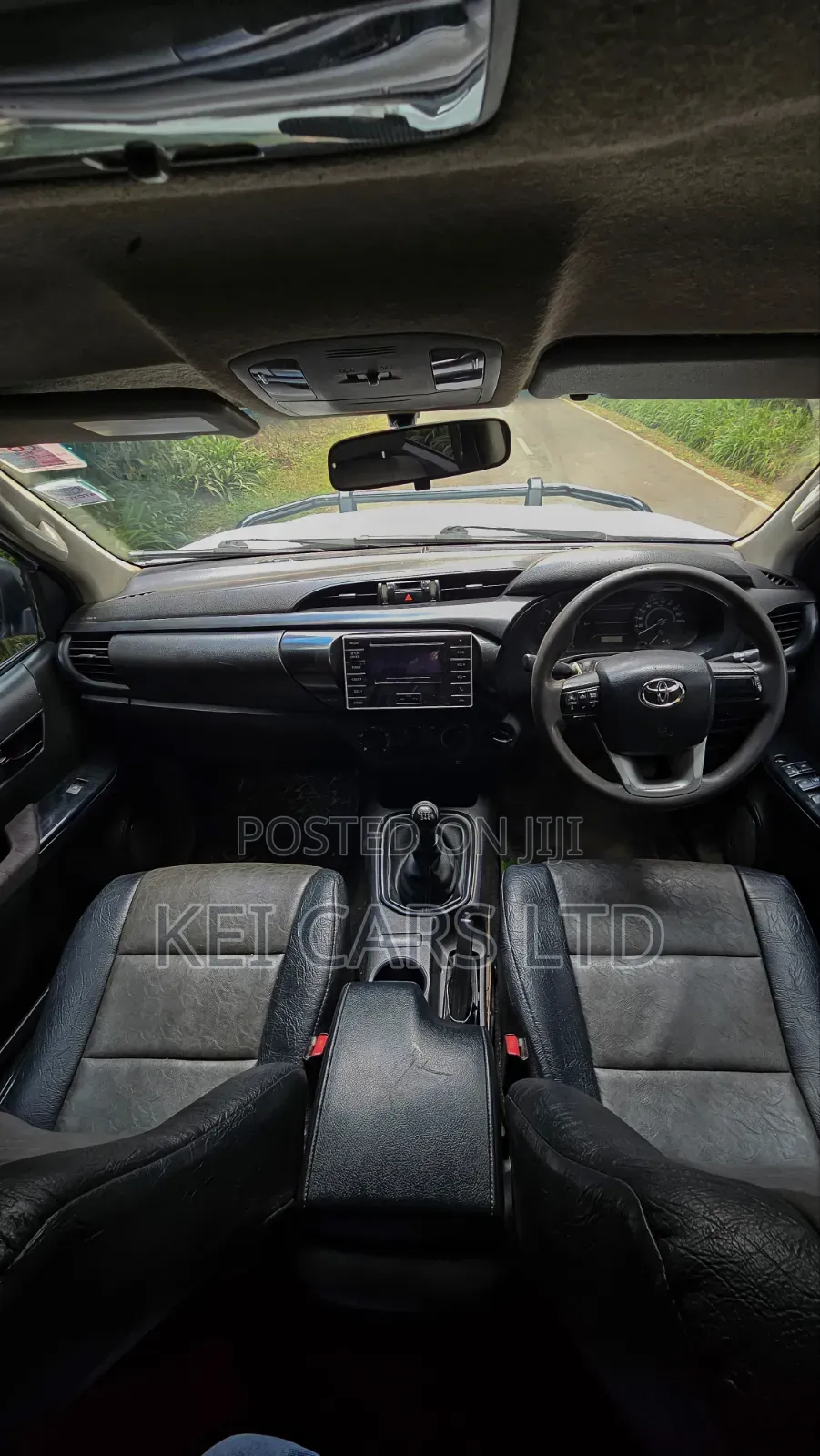Toyota Hilux Revo Double Cab Deisel 2.4 AWD 2016 White