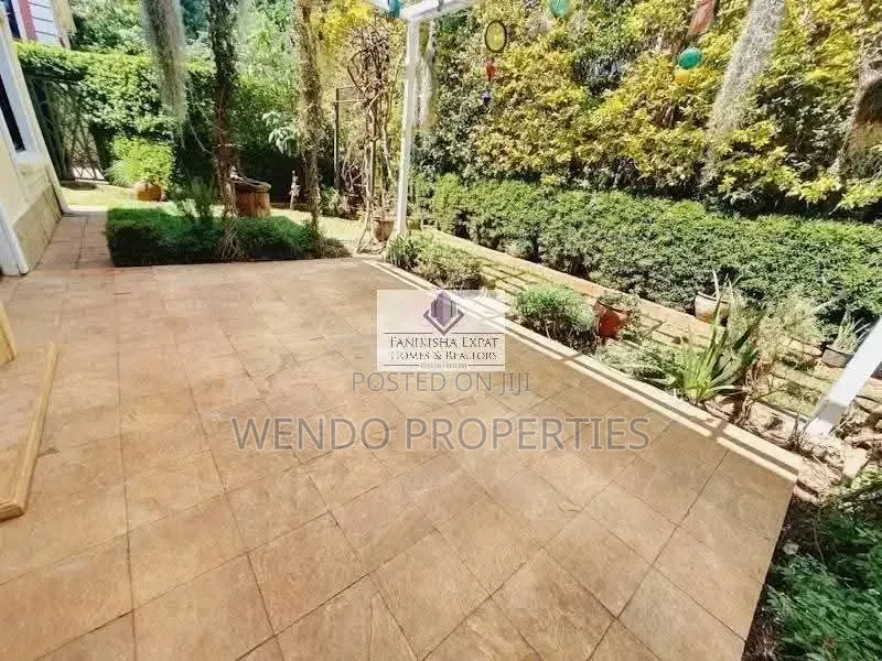 5bdrm Villa in Muthangari for rent
