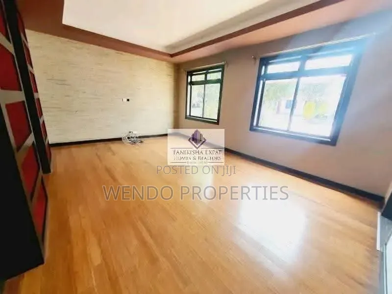 5bdrm Villa in Muthangari for rent