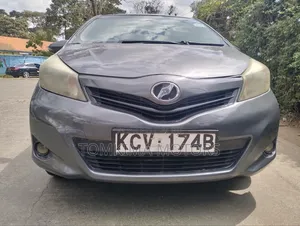 Toyota Vitz 2012 Gray