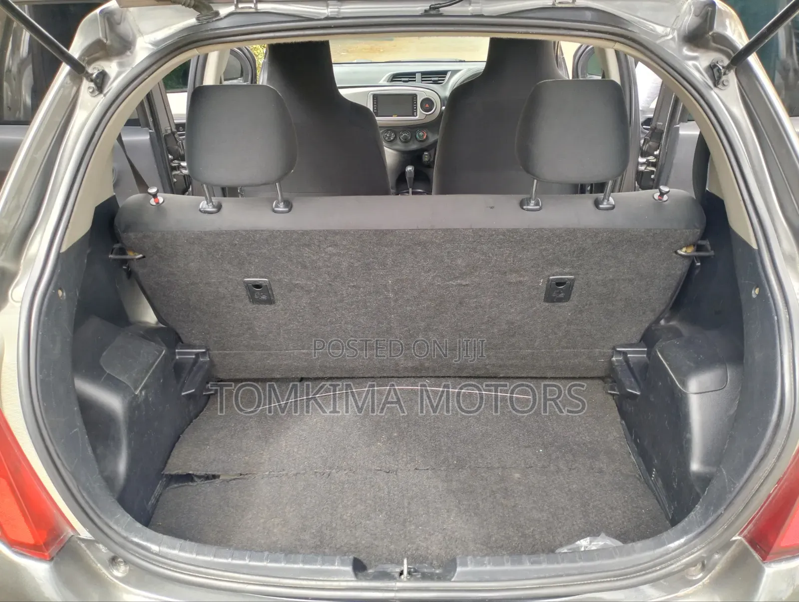 Toyota Vitz 2012 Gray