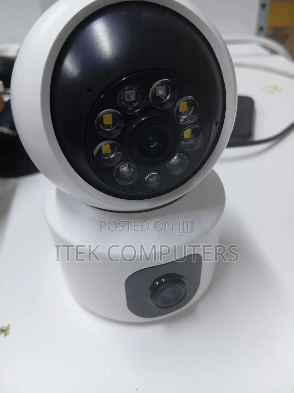 Portable 4G Dual Lens CCTV for Nursery and Childcare Use