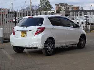 Toyota Vitz 2016 White