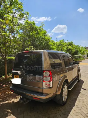 Land Rover Discovery 2012 Beige