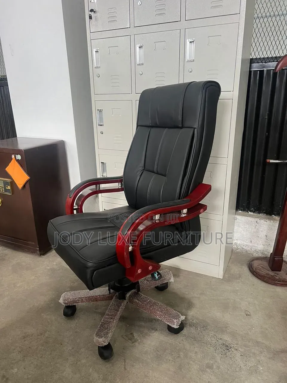Ergonomic Black Office Chair Office