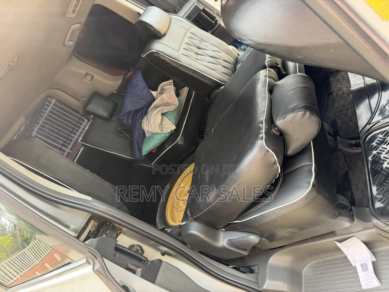 Toyota Noah 2010 Silver