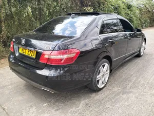 Mercedes-Benz E250 2011 Black