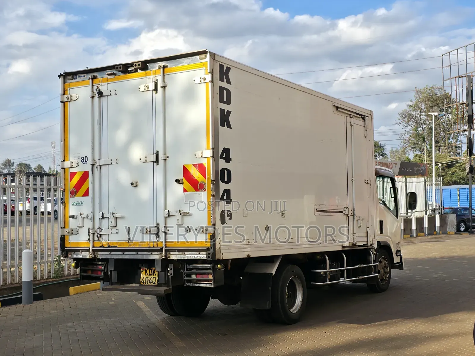 Isuzu Elfu