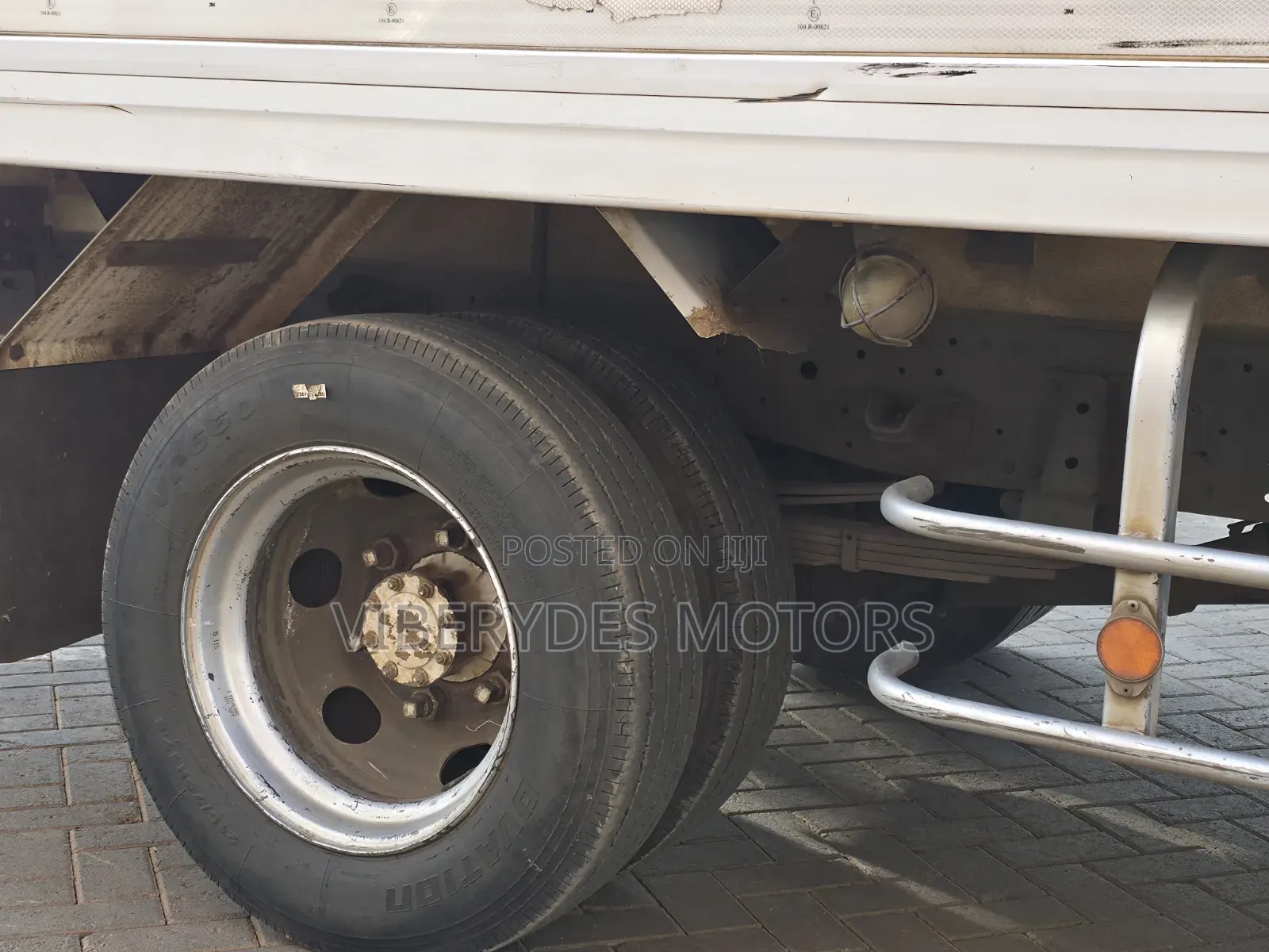 Isuzu Elfu