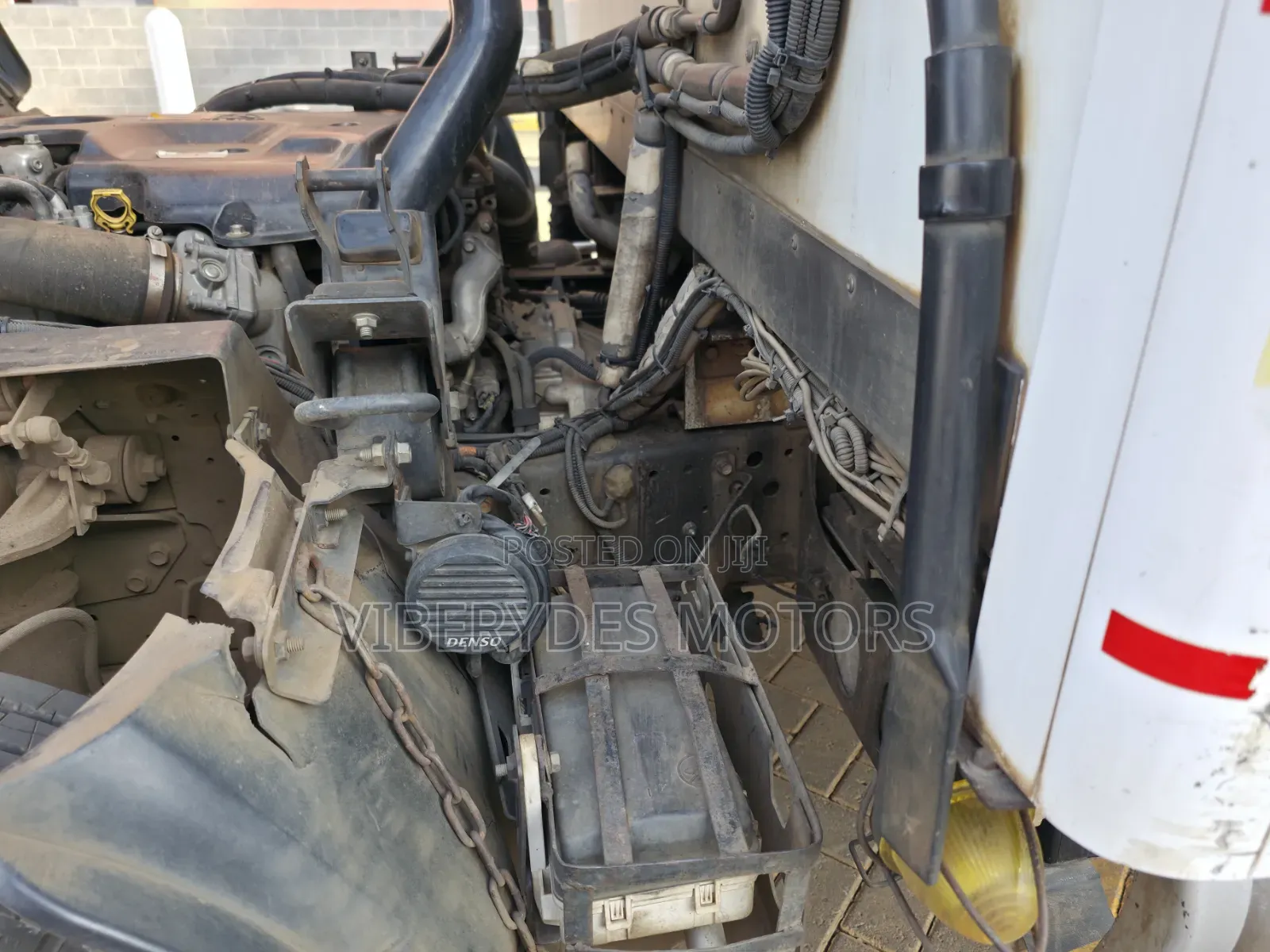 Isuzu Elfu