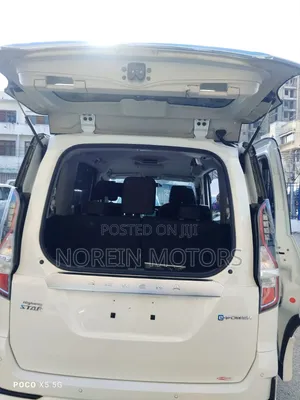 Nissan Serena 2020 Off white