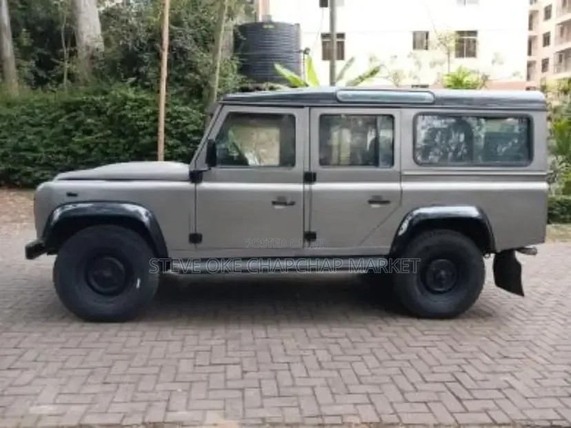 Land Rover Defender 2014 Gray