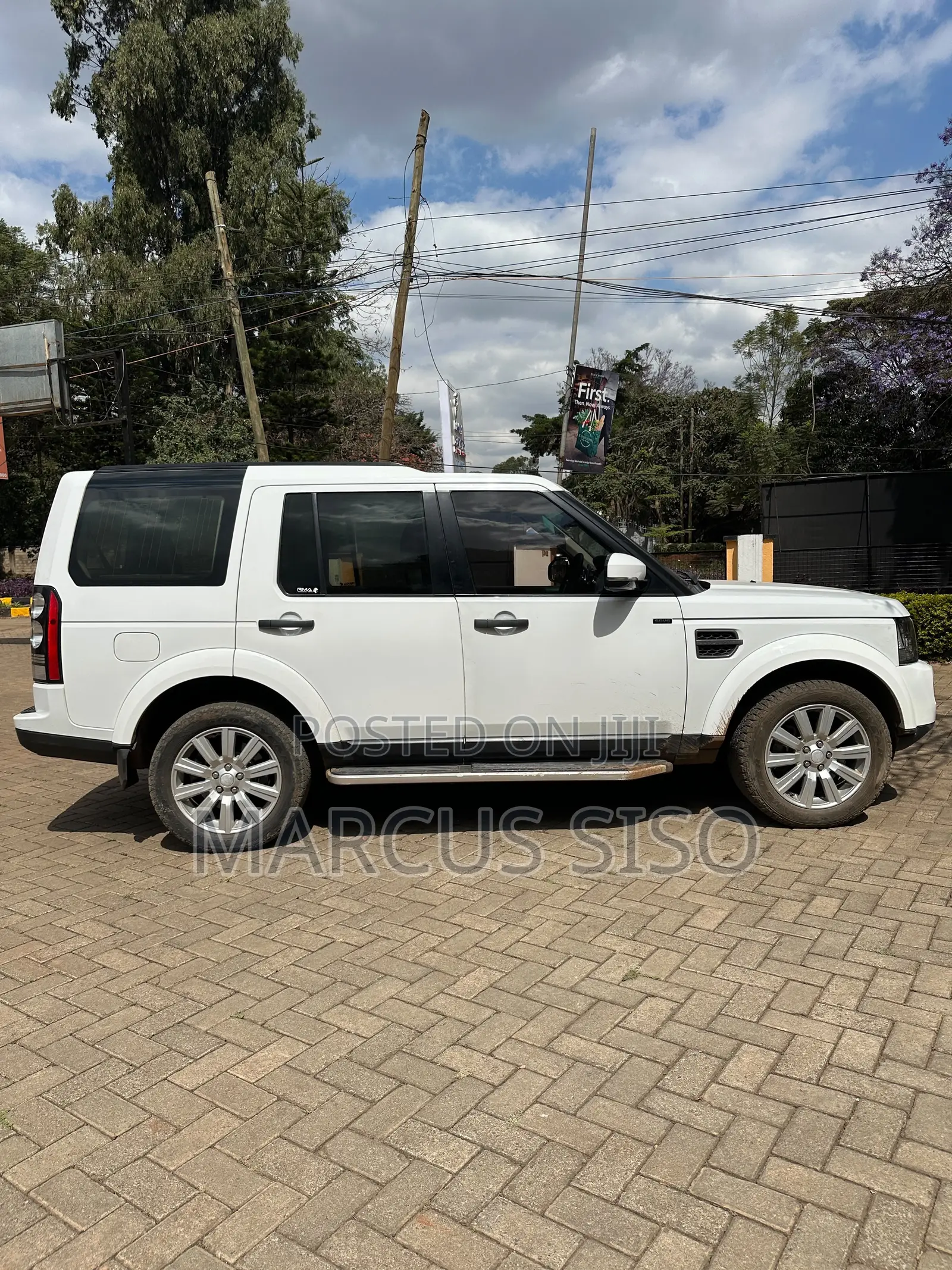 Land Rover Discovery 2015 White