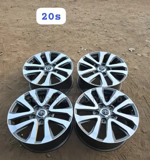 Size 20 V8 Rims