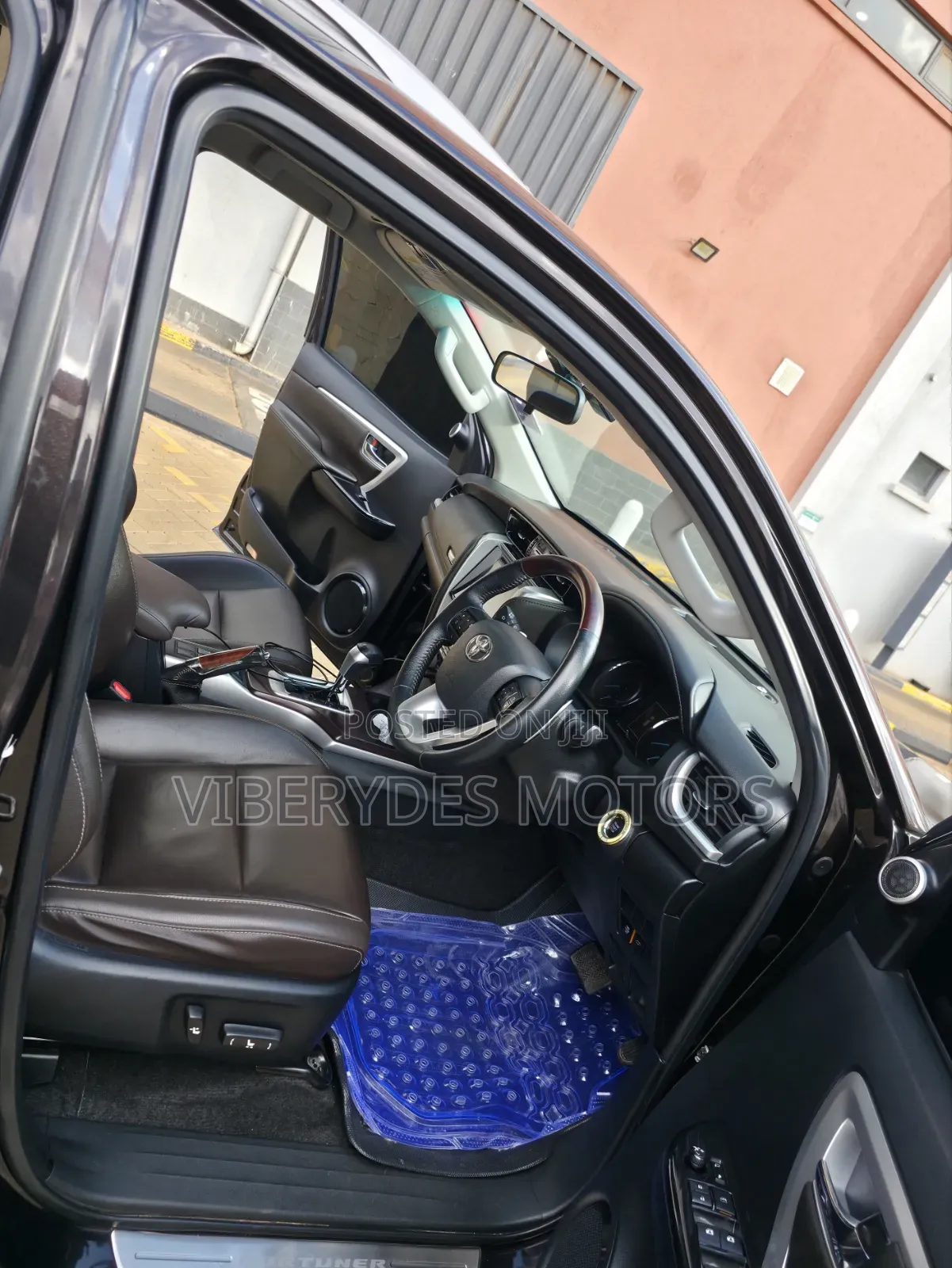 Toyota Fortuner 2018 Black