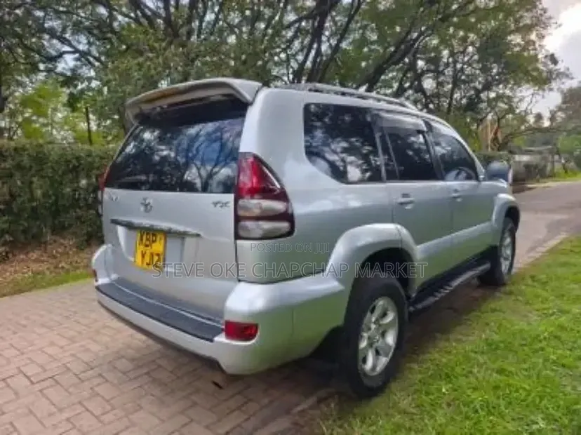 Toyota Land Cruiser Prado 2.7 5dr 2004 Silver