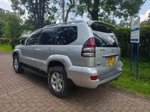 Toyota Land Cruiser Prado 2.7 5dr 2004 Silver