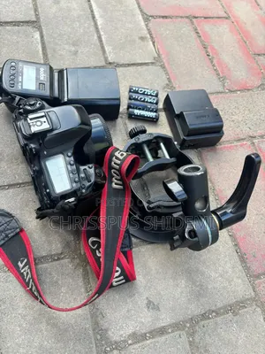 Canon 80D Camera