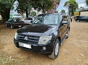 Mitsubishi Pajero 3.2 Di-Dc GLS 2009 Black