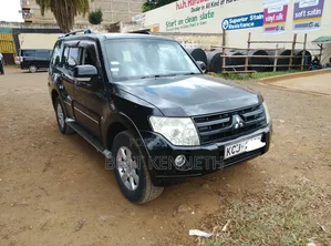 Mitsubishi Pajero 3.2 Di-Dc GLS 2009 Black