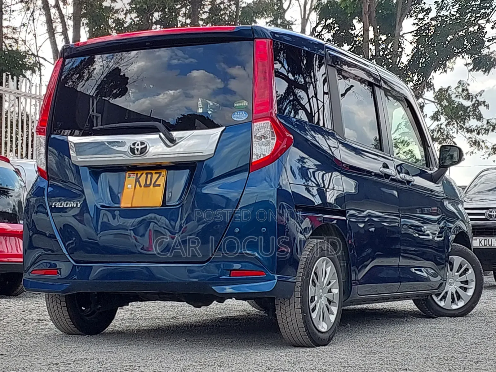 Toyota Roomy 1.0 FWD 2019 Blue