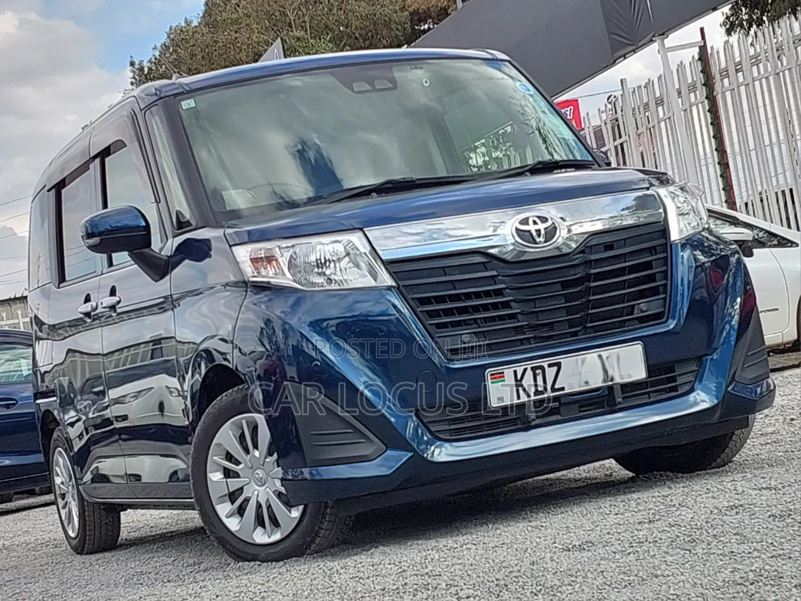 Toyota Roomy 1.0 FWD 2019 Blue