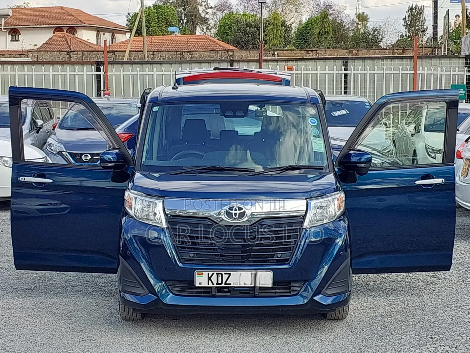 Toyota Roomy 1.0 FWD 2019 Blue