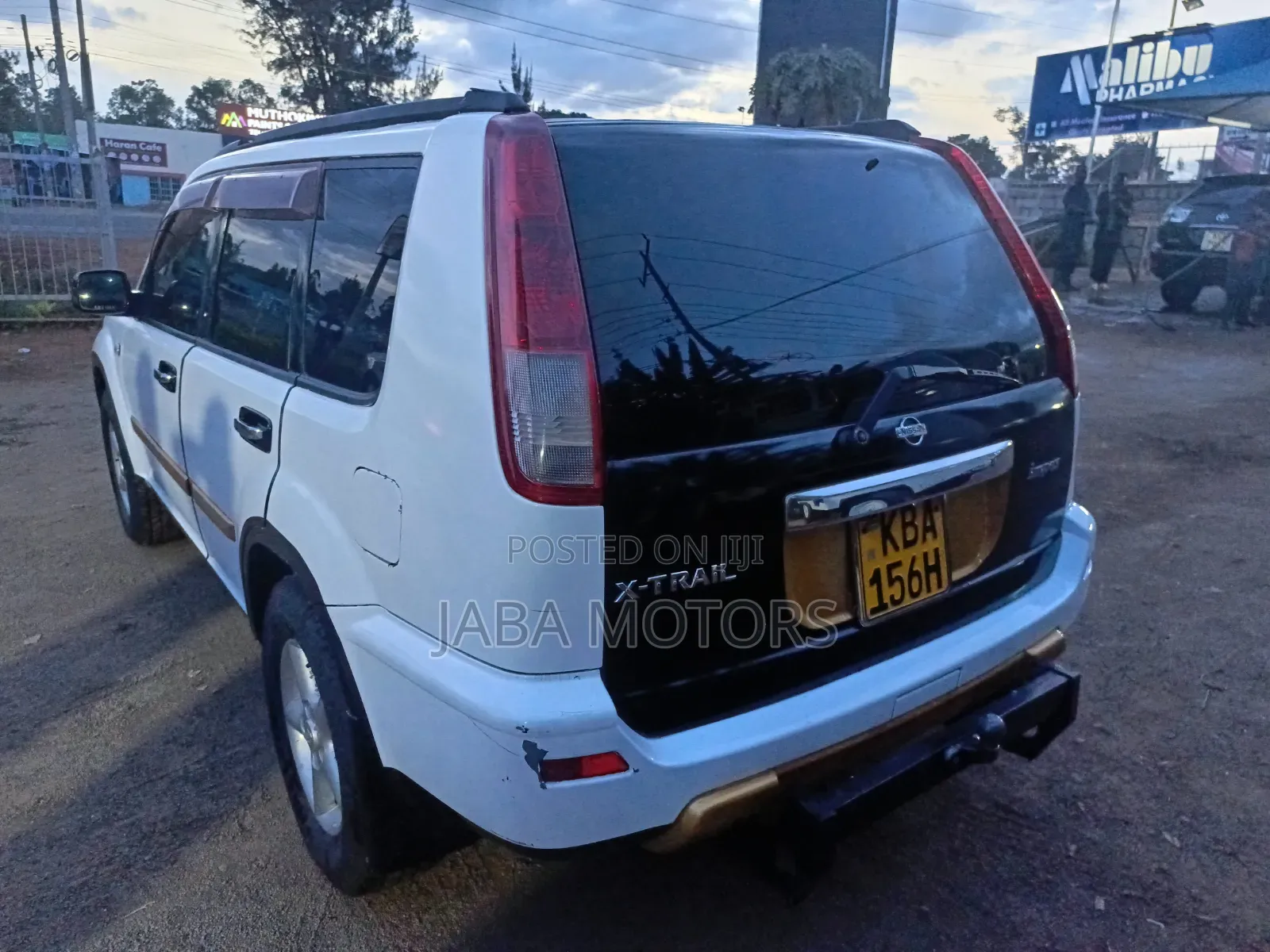 Nissan X-Trail 2000 White