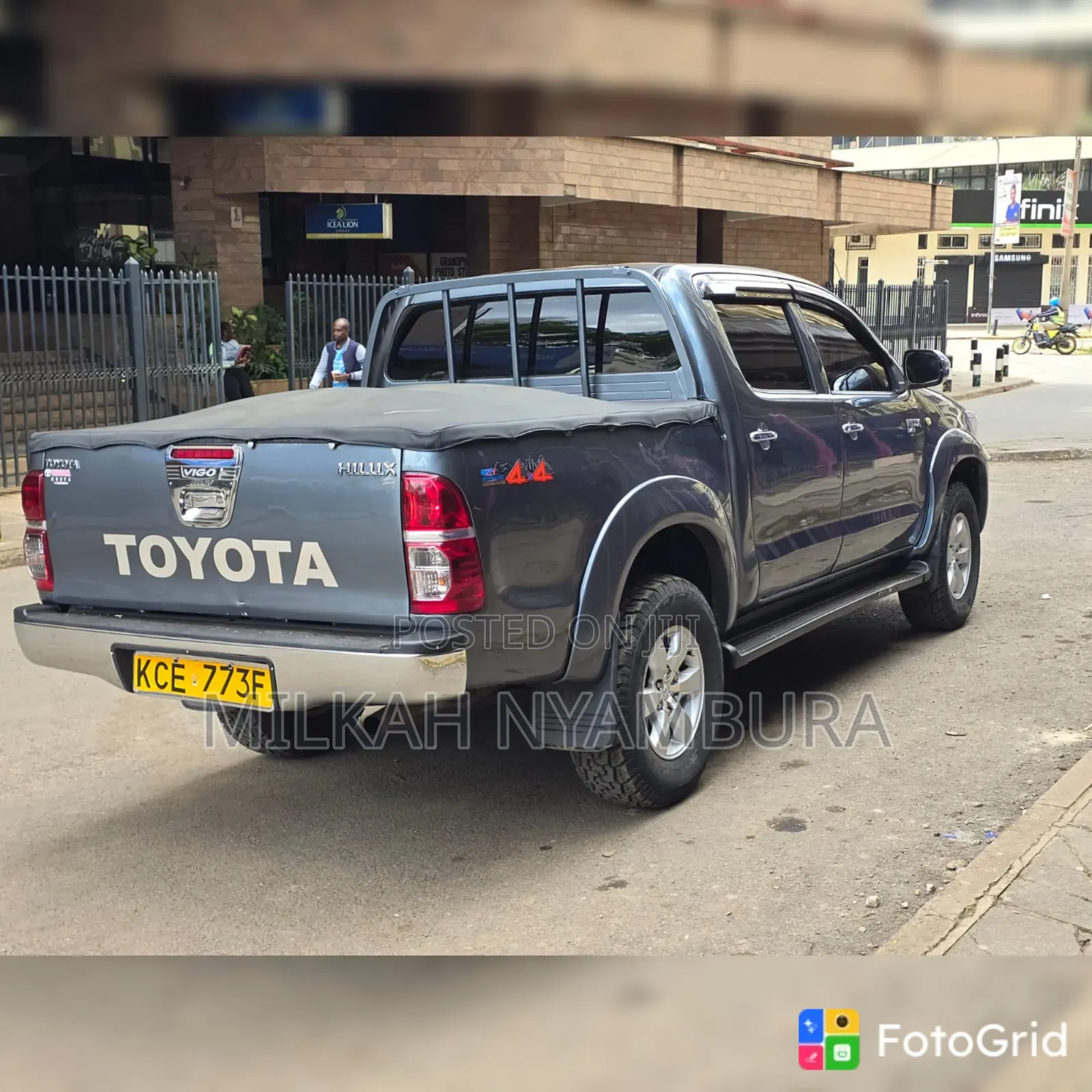Toyota Hilux 2008 Gray