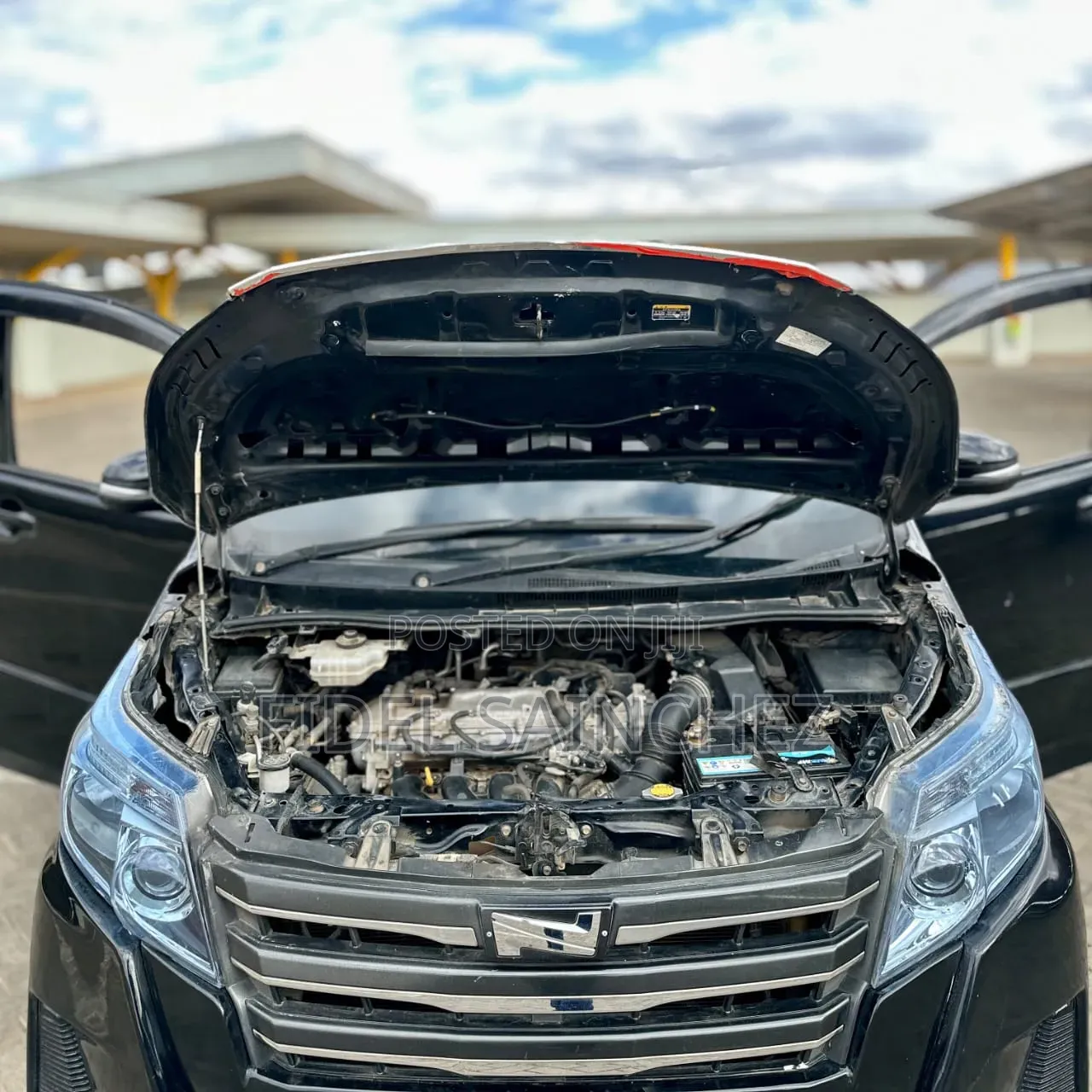 Toyota Noah 2.0 FWD (7 Seater) 2014 Black