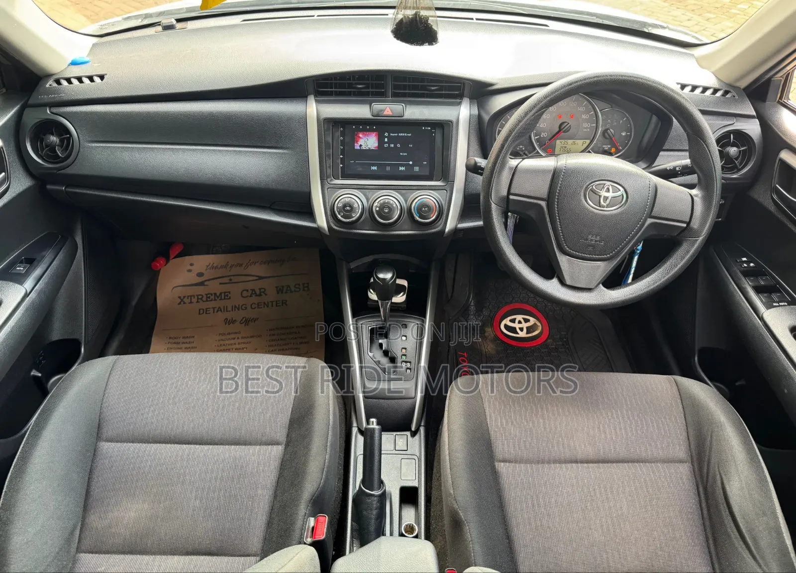 Toyota Corolla Fielder 1.5 Petrol FWD 2015 Silver