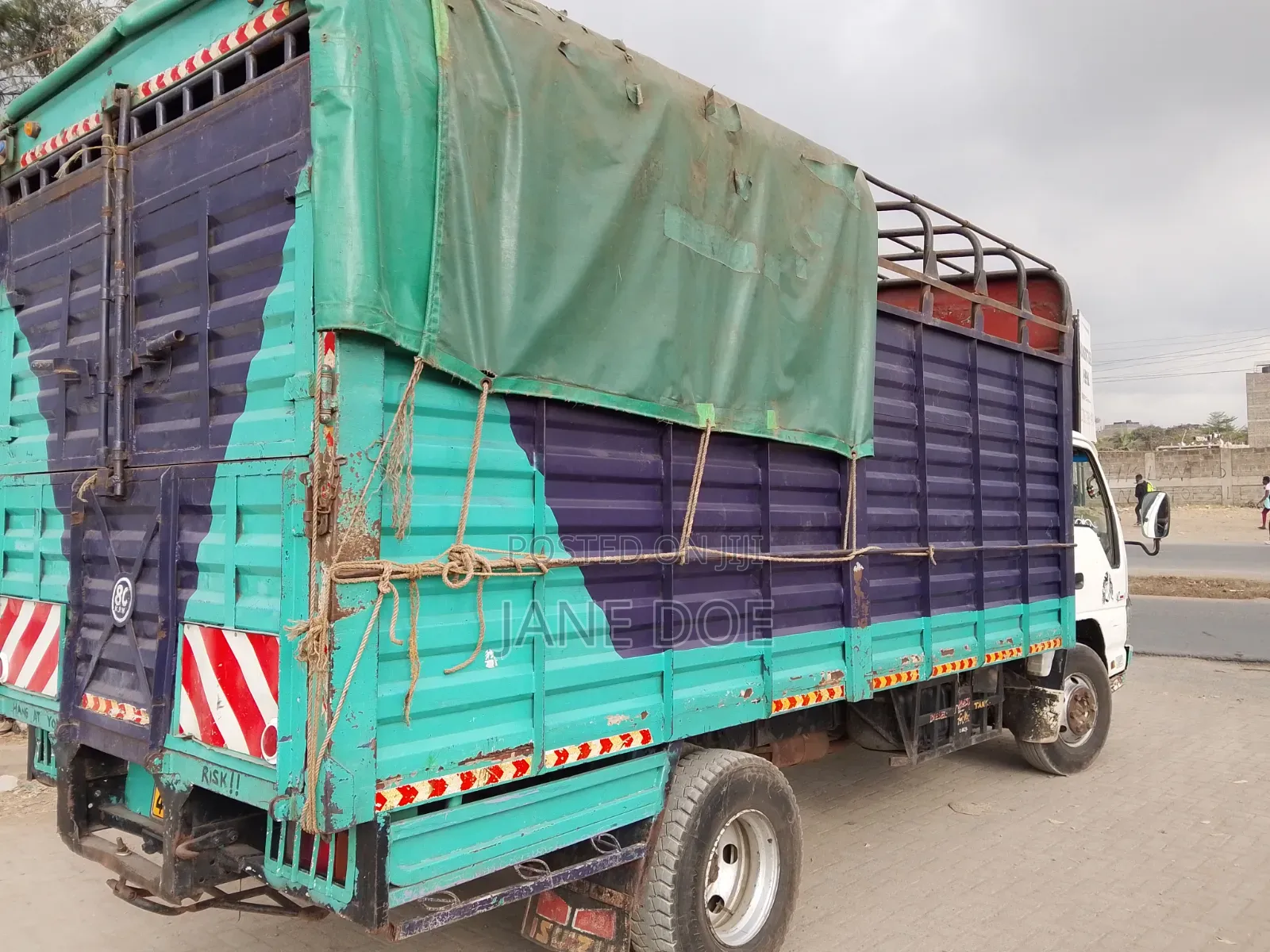 Isuzu NPR 4.3