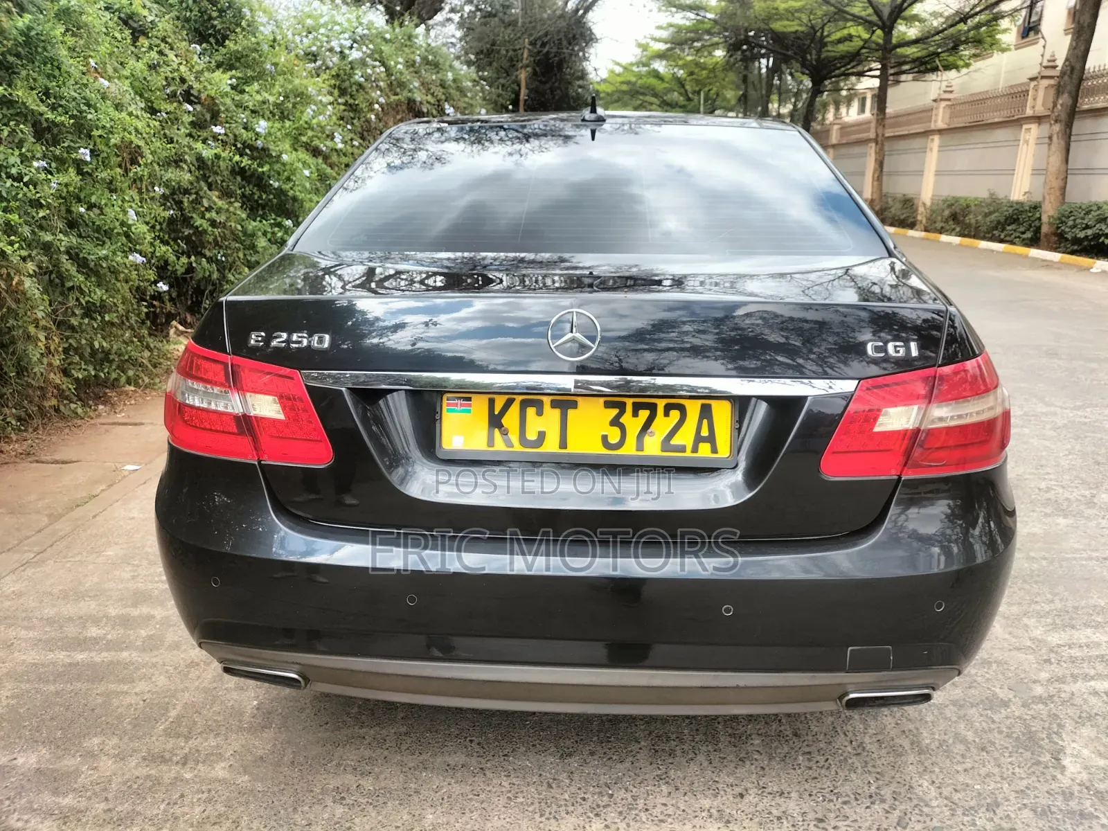 Mercedes-Benz E250 2011 Black