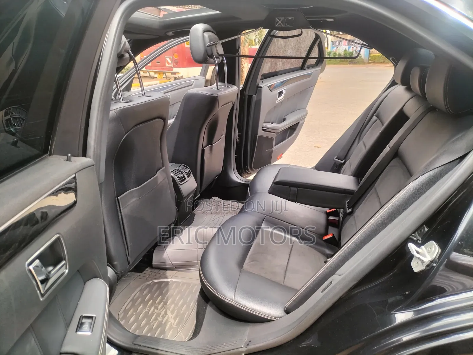 Mercedes-Benz E250 2011 Black