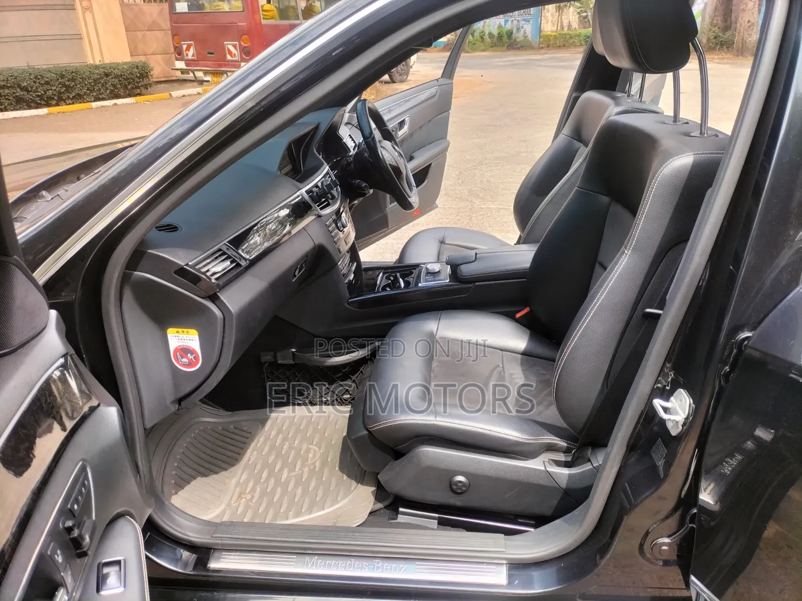Mercedes-Benz E250 2011 Black