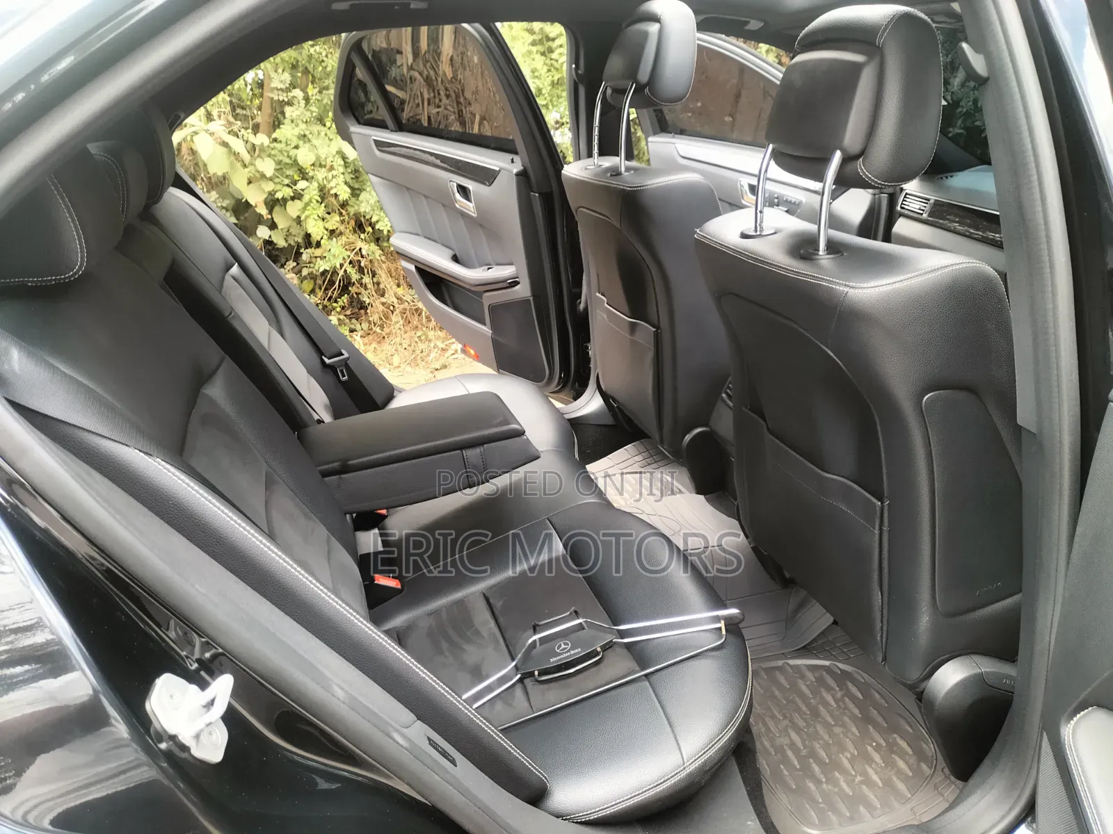 Mercedes-Benz E250 2011 Black
