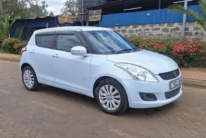 Suzuki Swift 2012 Pearl