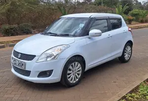 Suzuki Swift 2012 Pearl