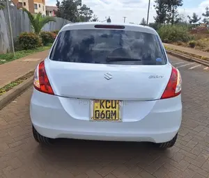 Suzuki Swift 2012 Pearl