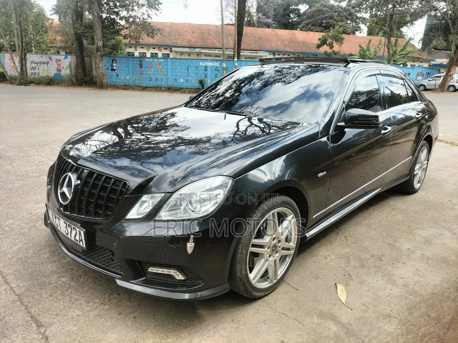 Mercedes-Benz E250 2011 Black
