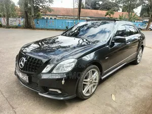 Mercedes-Benz E250 2011 Black