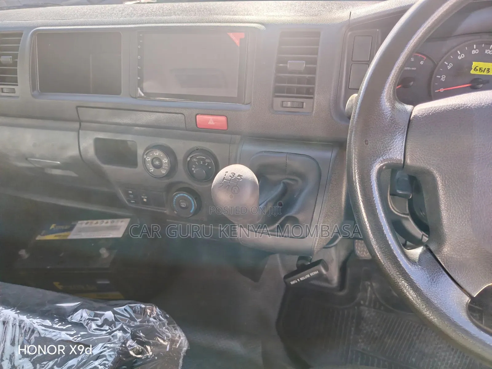 Toyota HiAce 2019 Silver