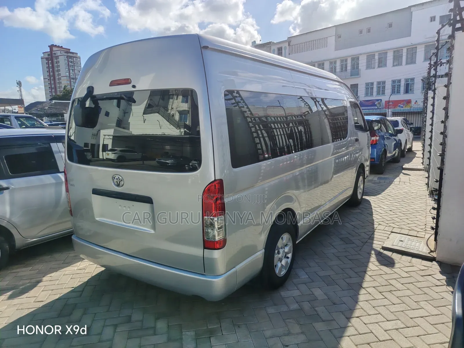 Toyota HiAce 2019 Silver